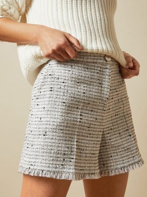 Adalat Tailored Boucle Shorts - StyleFav
