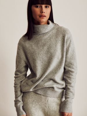 Aundra Turtleneck Sweater - Stylefav