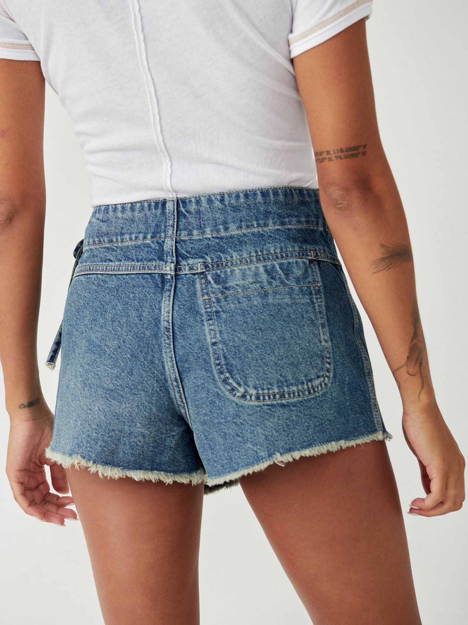 STORMY BLUE PULL-ON DENIM SKORT