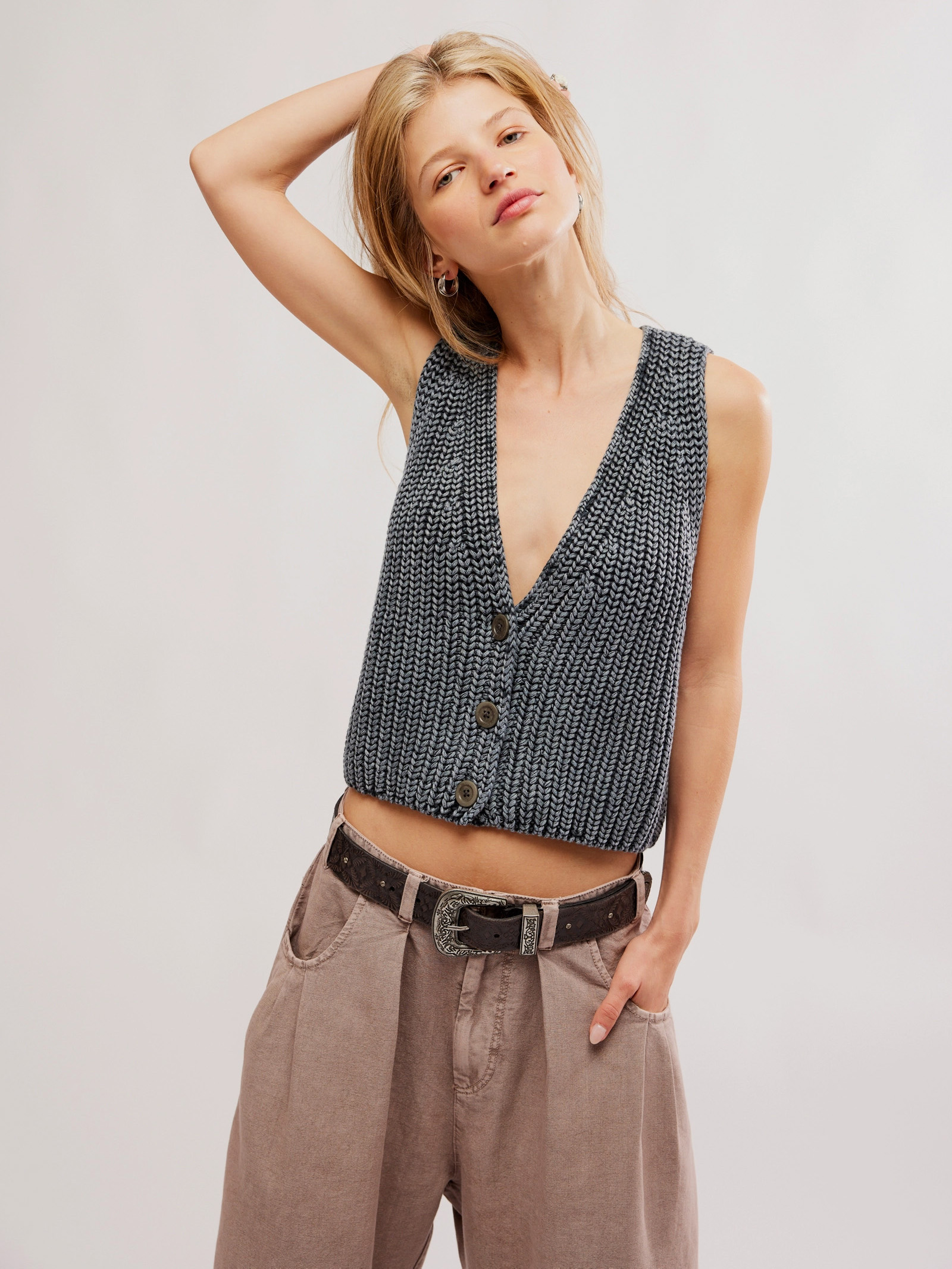 Ink Close To Me Vest - Stylefav