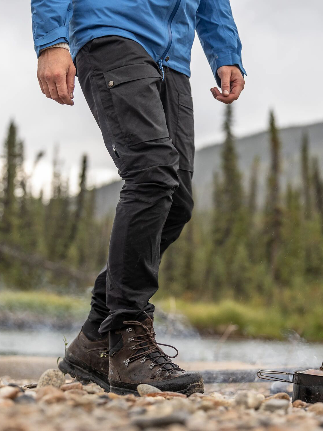 Men's Black Abisko Hybrid Trail Trousers - Stylefav